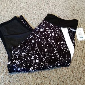 Danskin Work Out Capris